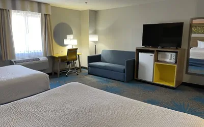 Photo 4 - Days Inn by Wyndham Colby