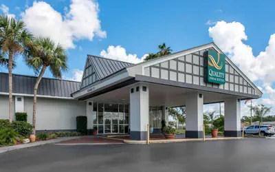 Photo 2 - Quality Inn & Suites Brooksville I-75/Dade City