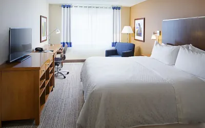 Photo 5 - Four Points By Sheraton Philadelphia Airport
