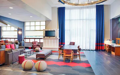 Photo 3 - Four Points By Sheraton Philadelphia Airport