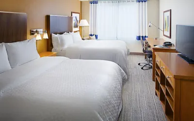 Photo 4 - Four Points By Sheraton Philadelphia Airport