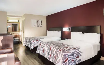 Photo 2 - Red Roof Inn Tupelo