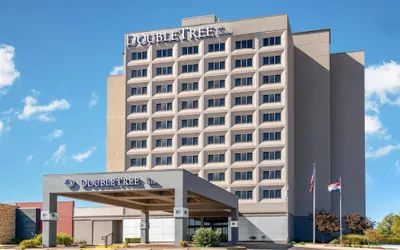 Photo 2 - DoubleTree by Hilton Springfield