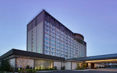 Skybridge Seattle Airport Hotel