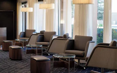 Photo 4 - Courtyard by Marriott Bakersfield