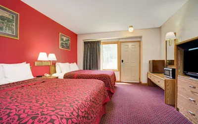 Photo 3 - Travelodge by Wyndham Red Wing