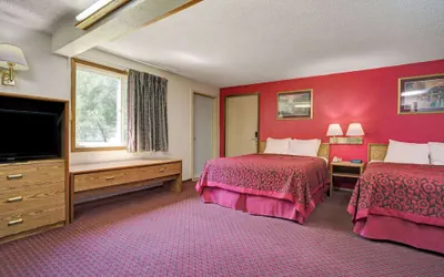 Photo 5 - Travelodge by Wyndham Red Wing