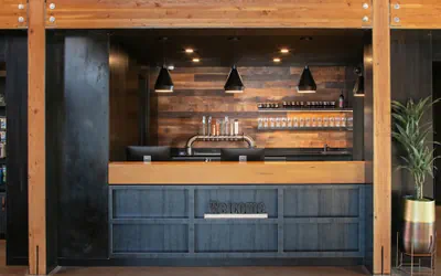 Photo 4 - Waypoint Hotel
