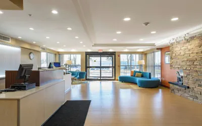 Photo 5 - Fairfield Inn by Marriot Manchester-Boston Regional Airport