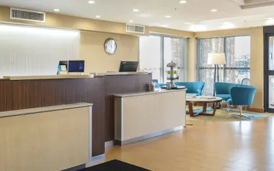 Photo 4 - Fairfield Inn by Marriot Manchester-Boston Regional Airport