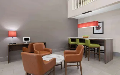 Photo 3 - Country Inn & Suites by Radisson, Coon Rapids, MN
