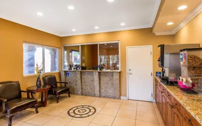 Photo 5 - Rodeway Inn & Suites Corona