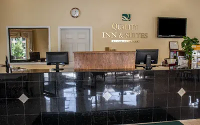 Photo 4 - Quality Inn & Suites Fife Seattle