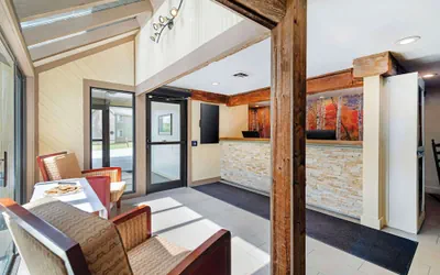 Photo 4 - Best Western Inn & Suites Rutland-Killington