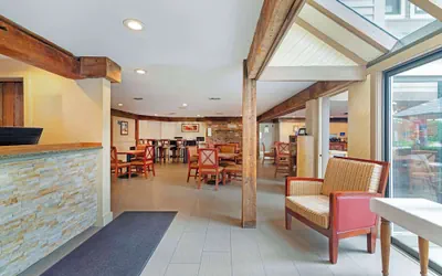 Photo 5 - Best Western Inn & Suites Rutland-Killington