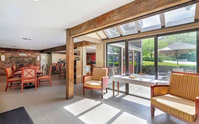 Photo 3 - Best Western Inn & Suites Rutland-Killington