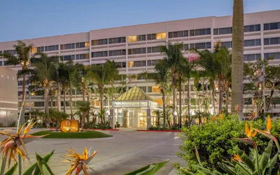 DoubleTree by Hilton LAX - El Segundo