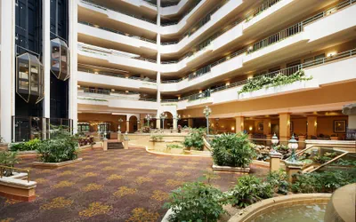 Photo 4 - Embassy Suites by Hilton Greensboro Airport