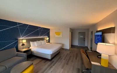 Photo 2 - Comfort Inn & Suites Danbury-Bethel
