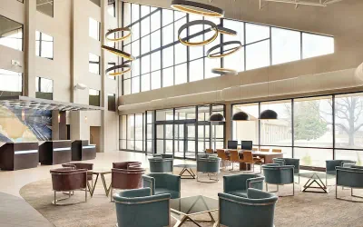 Photo 3 - Holiday Inn Bloomington - Normal by IHG