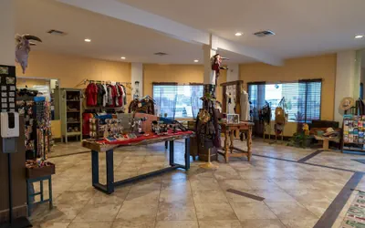 Photo 3 - The Classic Desert Aire Hotel