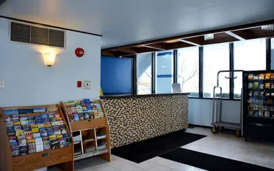 Photo 5 - Travelodge by Wyndham Milwaukee
