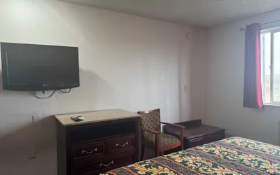 Photo 5 - Nampa Inn & Suites