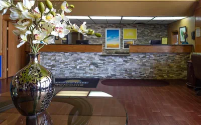 Photo 3 - Days Inn by Wyndham Clinton OK