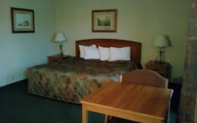Photo 3 - Will Rogers Inn