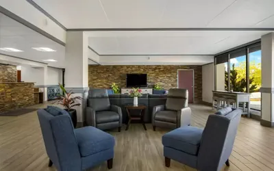 Photo 5 - Clarion Inn & Suites Grand Rapids Airport