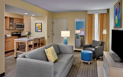 Photo 5 - Sonesta ES Suites Cincinnati - Blue Ash