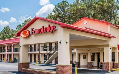 Photo 2 - Econo Lodge Richmond Hill