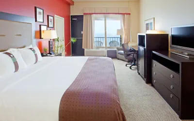 Photo 2 - Holiday Inn Resort: Galveston-On The Beach by IHG