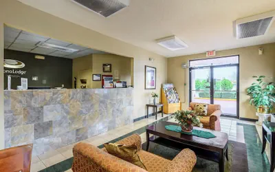 Photo 3 - Econo Lodge Athens I-65
