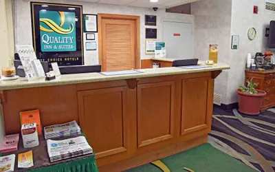 Photo 4 - Quality Inn & Suites Council Bluffs - Omaha East