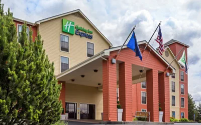 Photo 2 - Holiday Inn Express Grants Pass by IHG