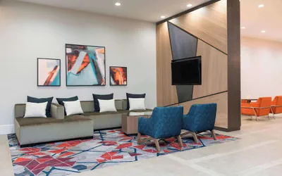 Photo 3 - The Center Hotel Grand Rapids Airport