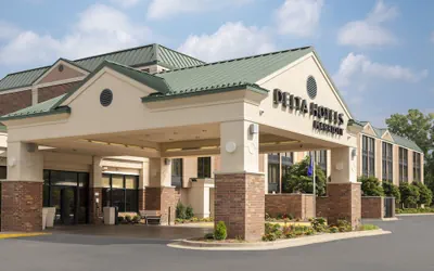 Photo 2 - Delta Hotels by Marriott Kalamazoo Conference Center