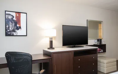 Photo 5 - Delta Hotels by Marriott Kalamazoo Conference Center