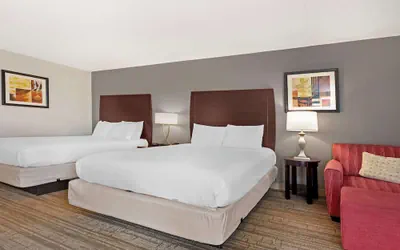 Photo 2 - Best Western Ashbury Inn
