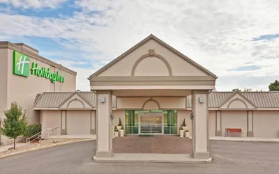 Photo 2 - Holiday Inn Bloomington-University Area by IHG