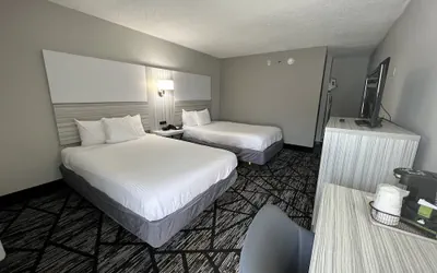 Photo 4 - Baymont by Wyndham Peoria