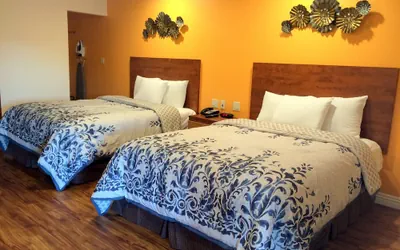 Photo 2 - FairBridge Inn & Suites Merced/Gateway to Yosemite