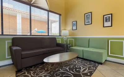 Photo 5 - Quality Inn & Suites Mt Dora North