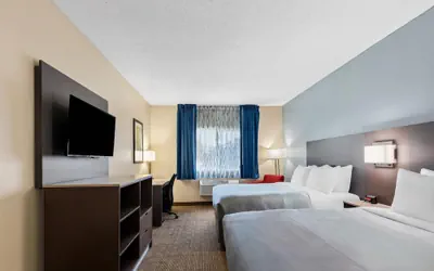 Photo 2 - Quality Inn and Suites Springfield Southwest near I-72