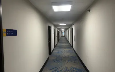 Photo 3 - Days Inn by Wyndham Sturgis