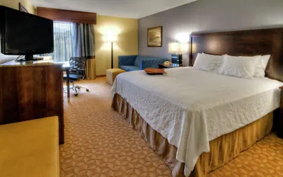 Photo 5 - Hampton Inn Jonesville Elkin