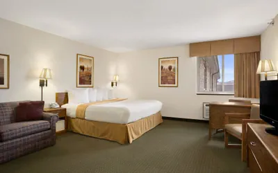Photo 4 - Days Inn by Wyndham Rapid City