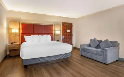 Photo 2 - Best Western Inn
