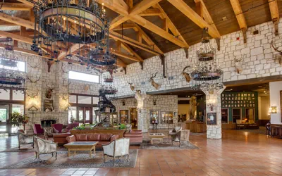 Photo 5 - Y O Ranch Hotel